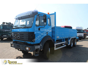 Mercedes2631