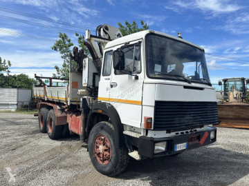 Iveco330.26