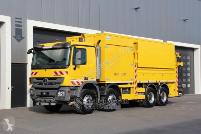 Camion aspirateur Mercedes