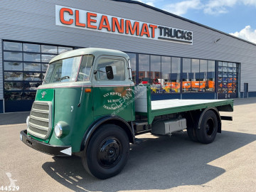 Camion plateau DAF