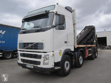 Camion grue standard Volvo