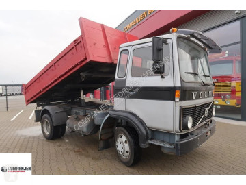 Camion benne Volvo