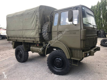 Camion militaire Renault