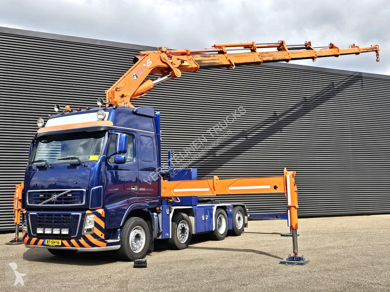 Flatbed truck used Volvo FH16 16660 8x2*6 / HIAB 80 t/m Flatbed truck used Volvo FH16 16660 8x2*6 / HIAB 80 t/m