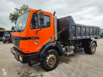 Camion polybenne Mercedes