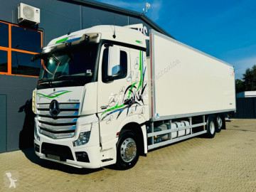 Camion frigo Mercedes