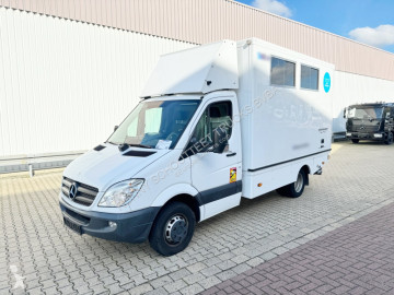 Caja cerrada Mercedes