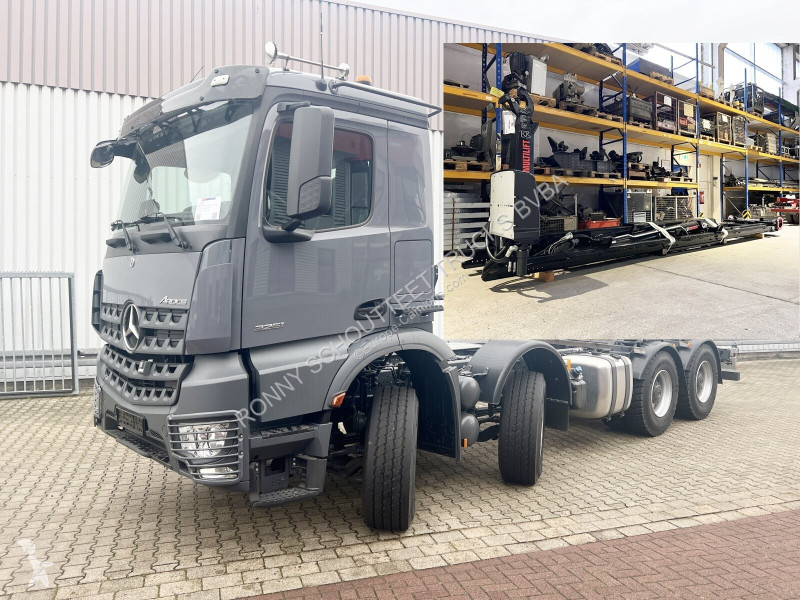 Kamion Mercedes Arocs 3251 L 8x4/4 Arocs 3251 L...