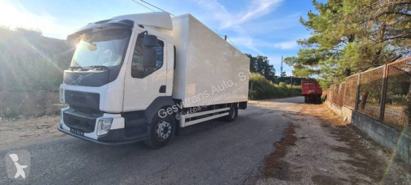 Camión furgón Volvo
