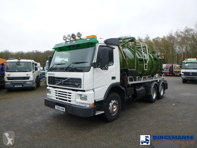 Camion Volvo FM7 290 6X4 RHD vacuum tank 13.7 m3