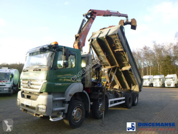 Camion grue Mercedes