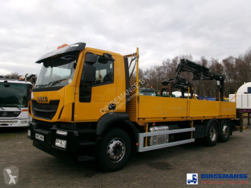 Camion grue Iveco