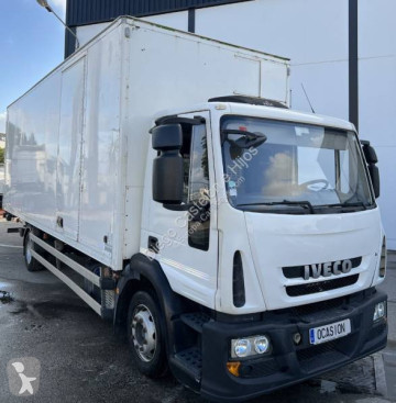 Camión furgón Iveco