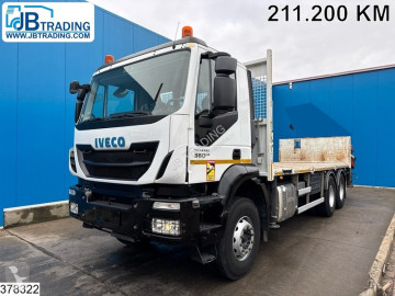 Camion plateau Iveco