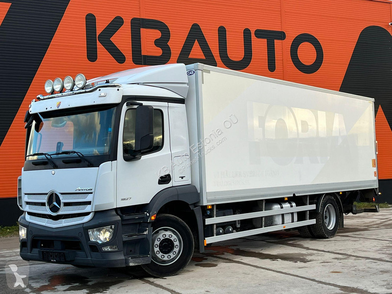 Kamion Mercedes 1827 4x2 BOX L=7560 mm