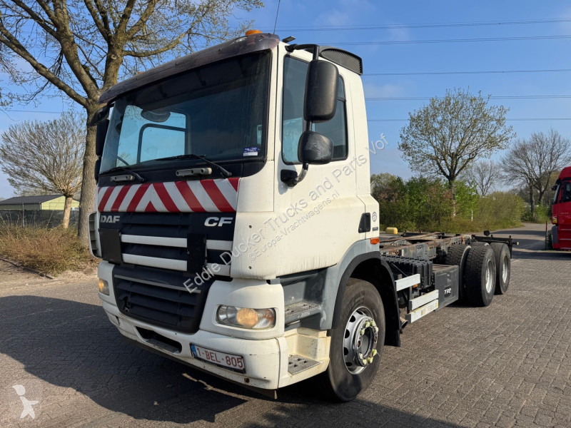 Camión DAF 85CF 360 6X4 EURO 5