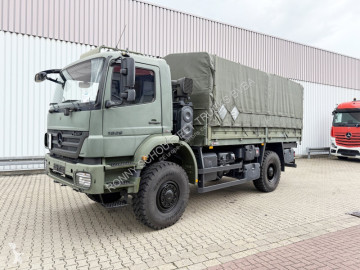 Camion plateau Mercedes