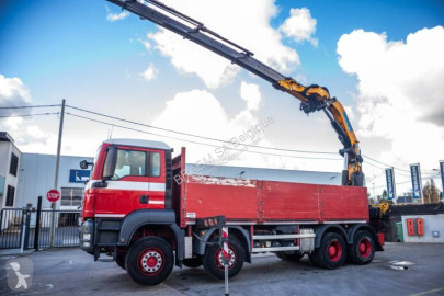 Camion grue standard MAN
