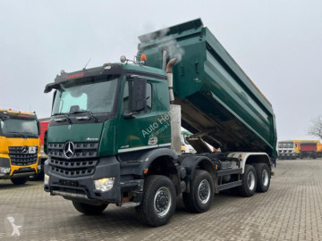 Camion benne Mercedes