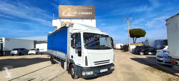 Camion rideaux coulissants (plsc) Iveco