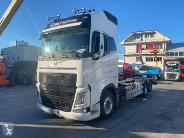 Camion porte containers Volvo