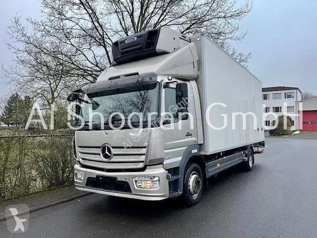 Kamion Mercedes 1218 Carrier Supra...
