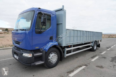 Camion plateau ridelles Renault