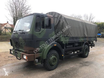 Camion militaire Mercedes