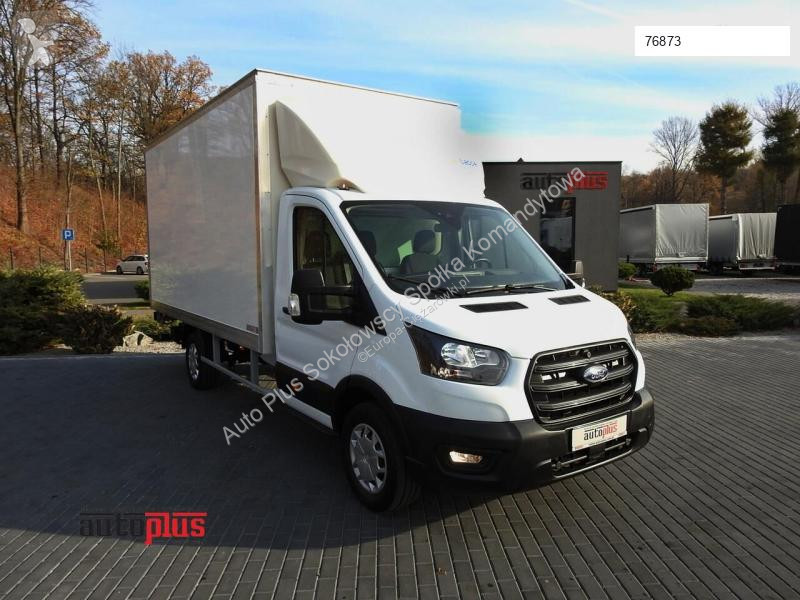 Camion Ford TRANSIT KONTENER WINDA 8 PALET...