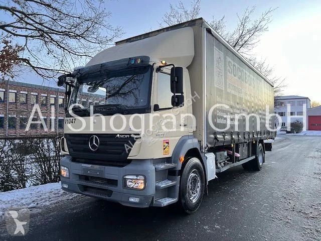 Camión Mercedes 1829 4x2/ Pritsche + Plane/Euro 4