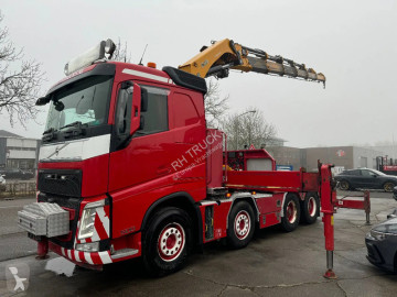Camion plateau Volvo