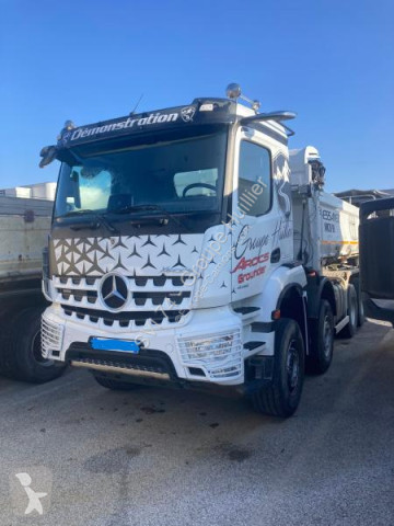 Camion bi-benne Mercedes