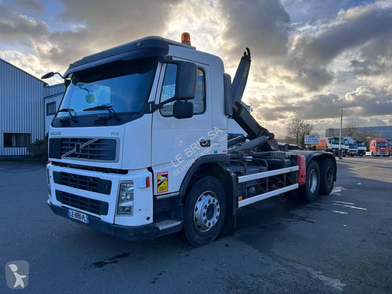 Kamion Volvo 400