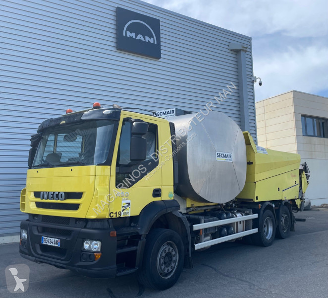 Vejarbejde Iveco TRAKKER