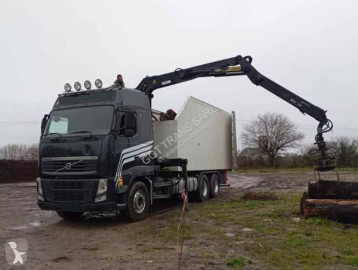 Camion benne Volvo