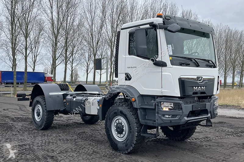 Kamion MAN 18.250 BB CH Chassis Cabin (17 units)