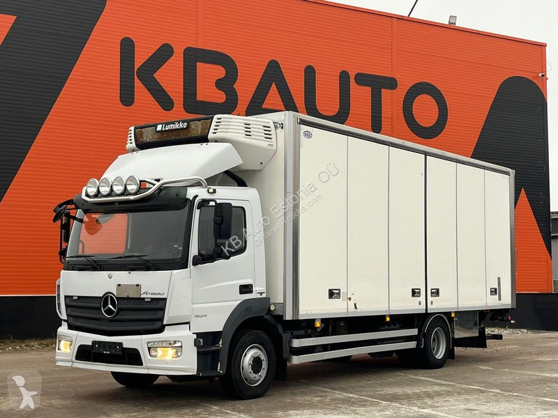 Kamion Mercedes 1527 4x2 LUMIKKO / BOX L=7471 mm