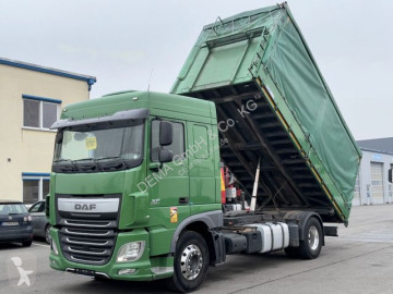 Camion benne céréalière DAF