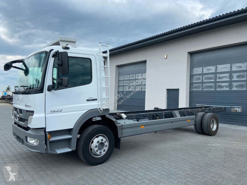Camion Mercedes ATEGO FAHRGESTELL
