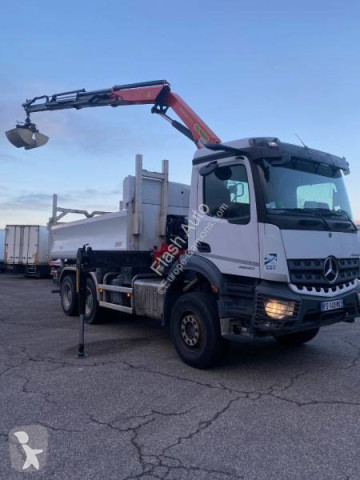 Camion Mercedes Arocs 2640