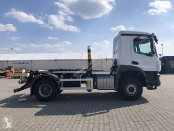 Camion Mercedes Arocs 2036