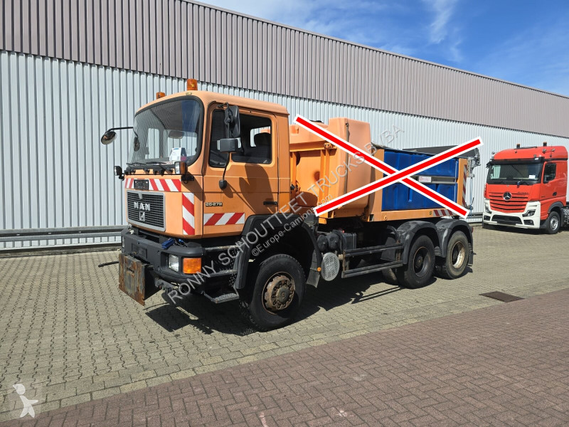 Camion MAN F10 26.272 6x6 F10 26.272 6x6, F90