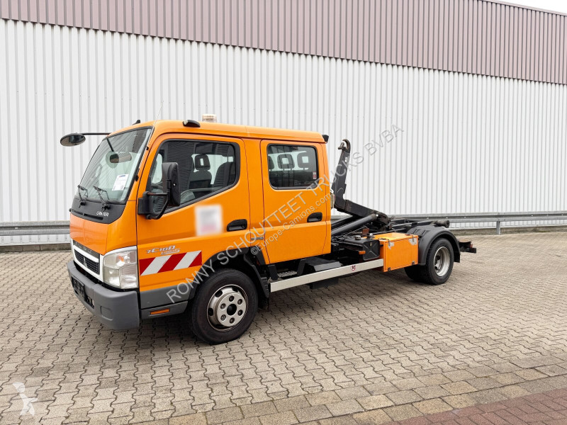 Camion Mitsubishi Canter Fuso 7C18D 4x2 Doka...