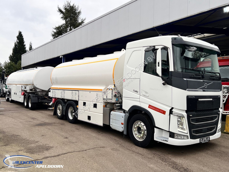 Kamion Volvo 61200 Liter ADR!