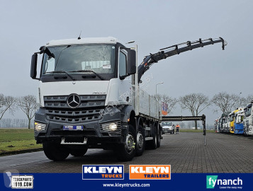 Camion grue Mercedes