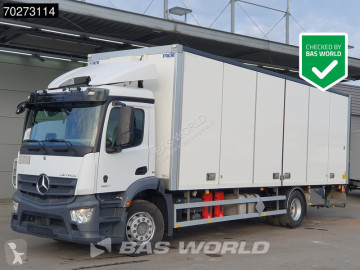 Camion fourgon Mercedes