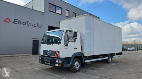 Camion fourgon MAN