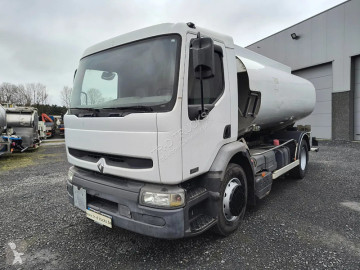 Camion citerne hydrocarbures Renault