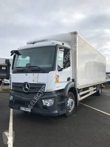 MercedesAntos1827 NL