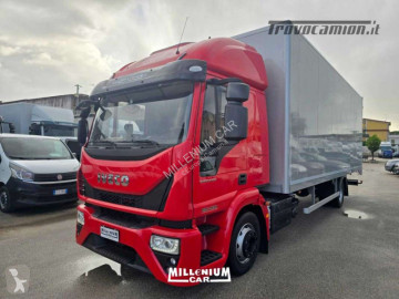 Camion fourgon Iveco